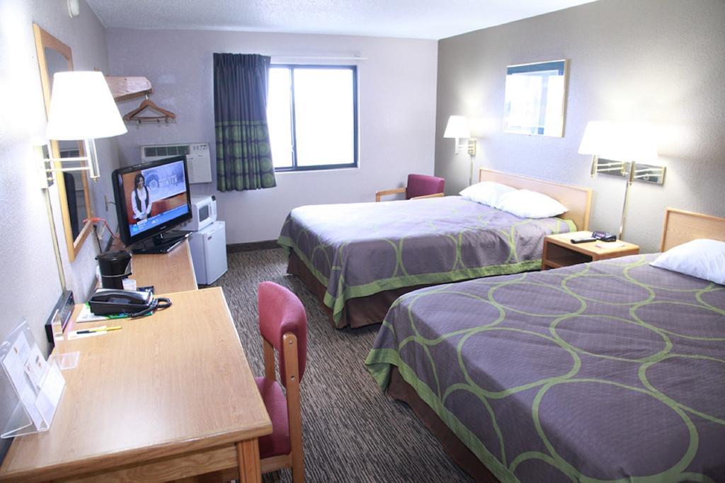 Motel Super 8 By Wyndham Jamestown Chambre photo